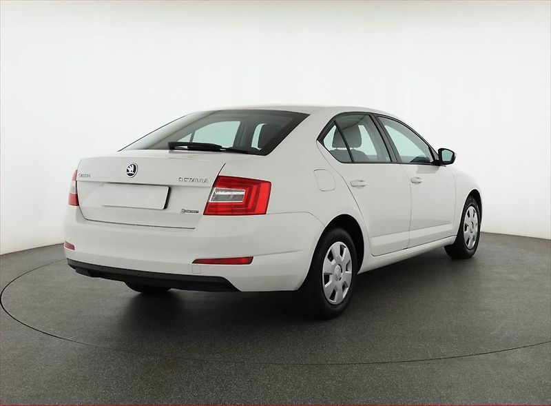 Škoda Octavia (2016) Ambition 1.6 TDI, Automat - fotka 5 z 16