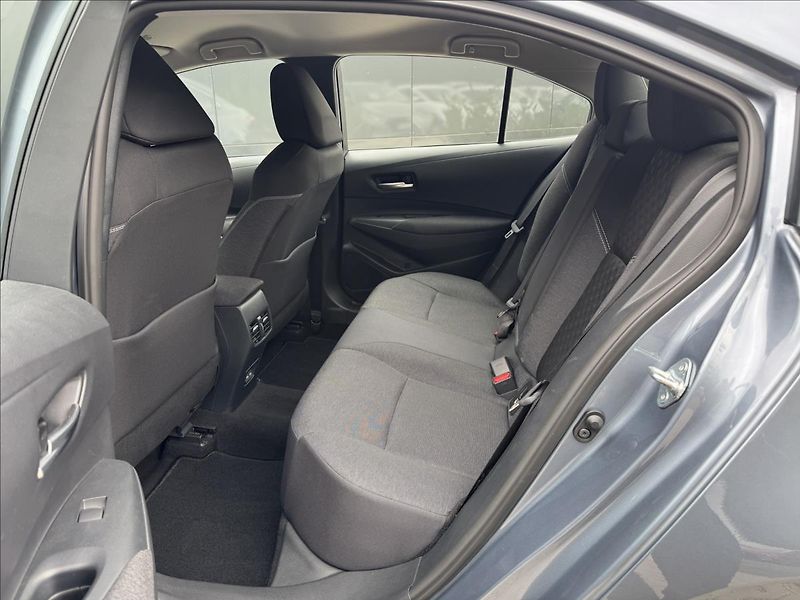 Toyota Corolla 1,5 VVT-i Comfort Tech ZÁRUKA - fotka 13 z 29