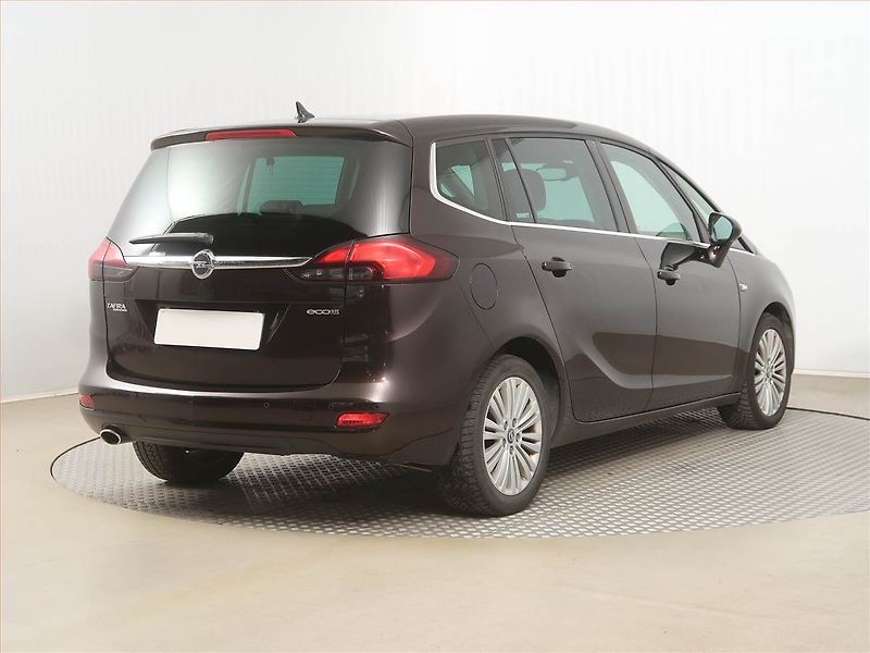 Opel Zafira (2016) 2.0 CDTI, 7 míst, Navi - fotka 5 z 18