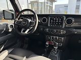 Jeep Wrangler Unlimited Rubicon 392 V8 - náhled 15