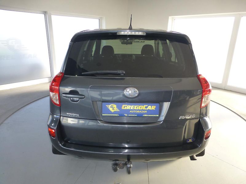 Toyota RAV4 (2009) 2,2 D-4D*ALU**TAŽNÉ**4X4 - fotka 7 z 25