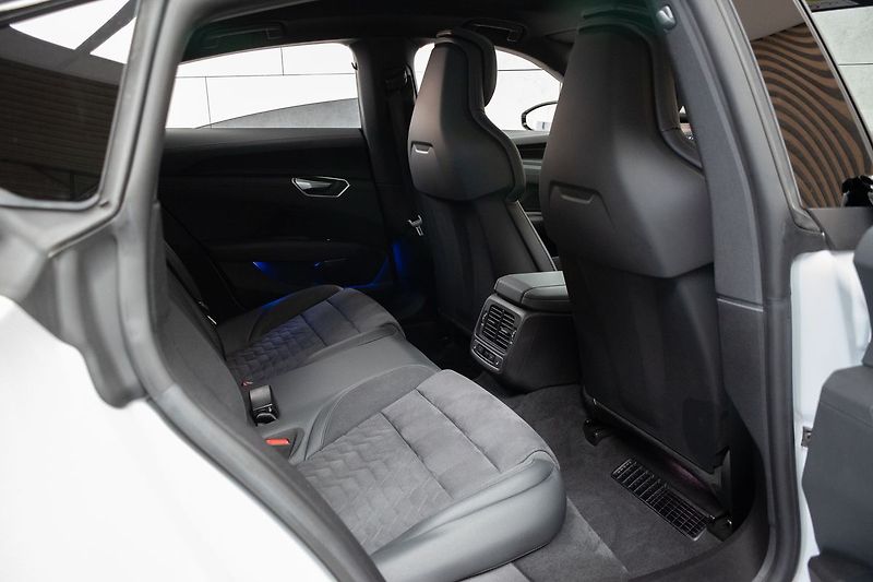 Audi e-tron 93kWh QUATTRO*B&O*AIR*ACC*DPH* - fotka 13 z 50