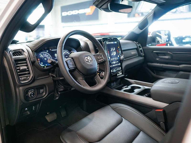 Dodge RAM (2024) 5.7 eTorque Sport Lift Edition - fotka 14 z 35