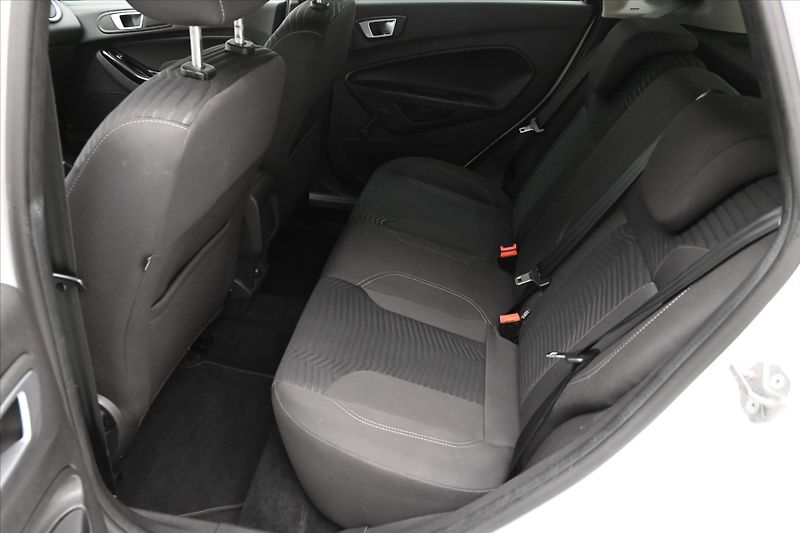 Ford Fiesta 1,0 EcoBoost 74kW Titanium Ser - fotka 14 z 28