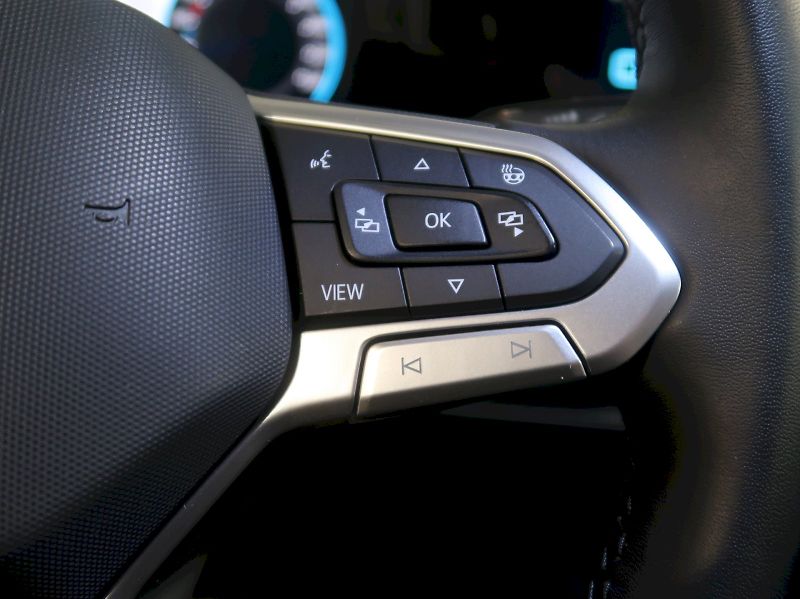 Volkswagen Golf (2024) VARIANT 2.0TDI 110KW DSG - fotka 19 z 34