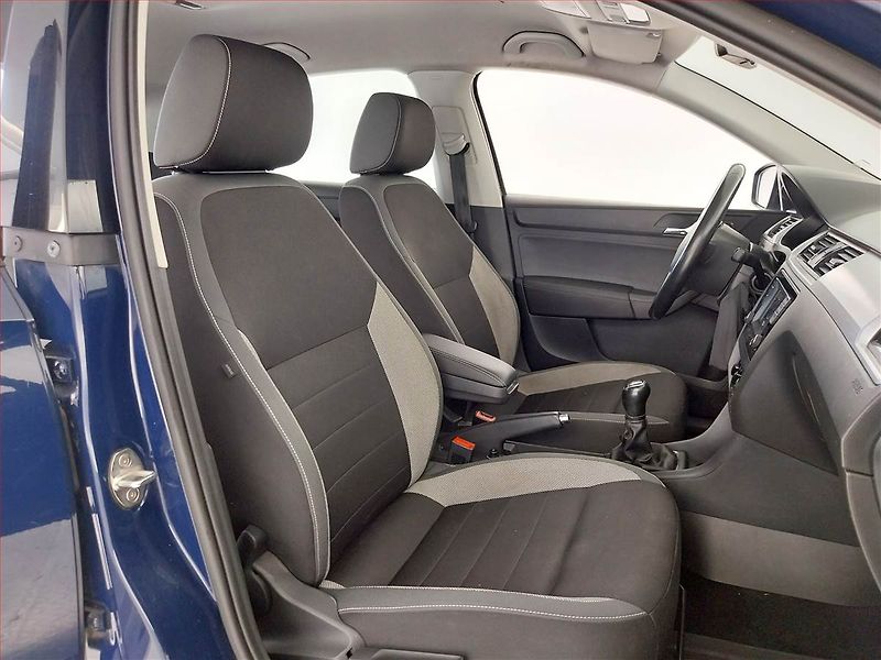 Škoda Rapid (2017) Ambition 1.2 TSI, Serv.kniha - fotka 9 z 17