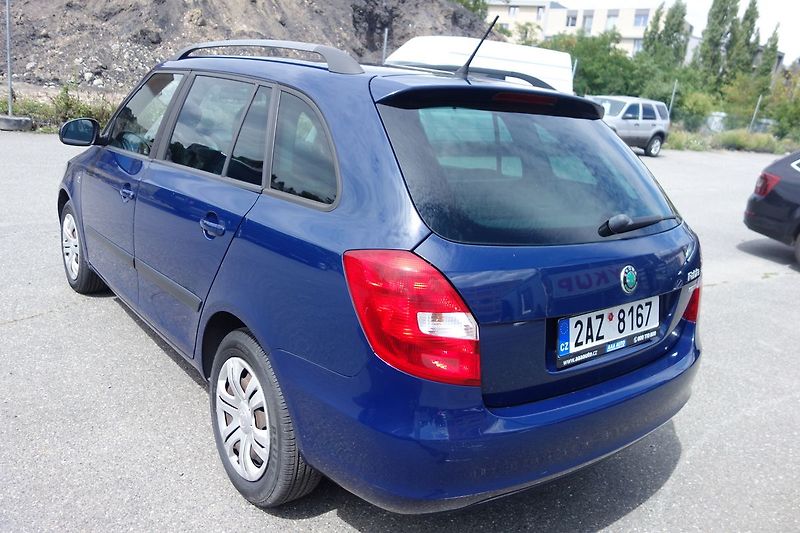 Škoda Fabia 1,2TSi 77 kW DSG !!! Servisová - fotka 9 z 30