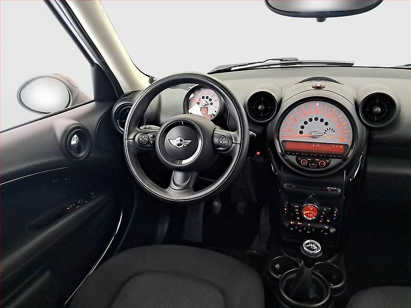 Mini Countryman (2014) Cooper D, Tempomat - fotka 7 z 19