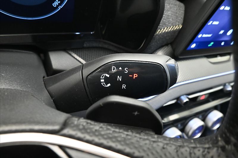 Škoda Kodiaq 2,0 TDI 142 kW Selection 4x4 T - fotka 22 z 31