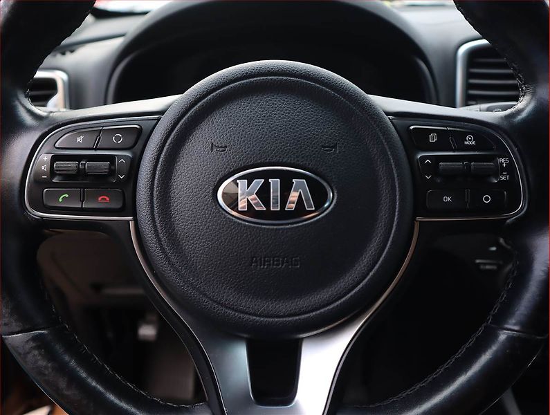 Kia Sportage (2016) 2.0 CRDi, 4X4, Automat - fotka 19 z 20