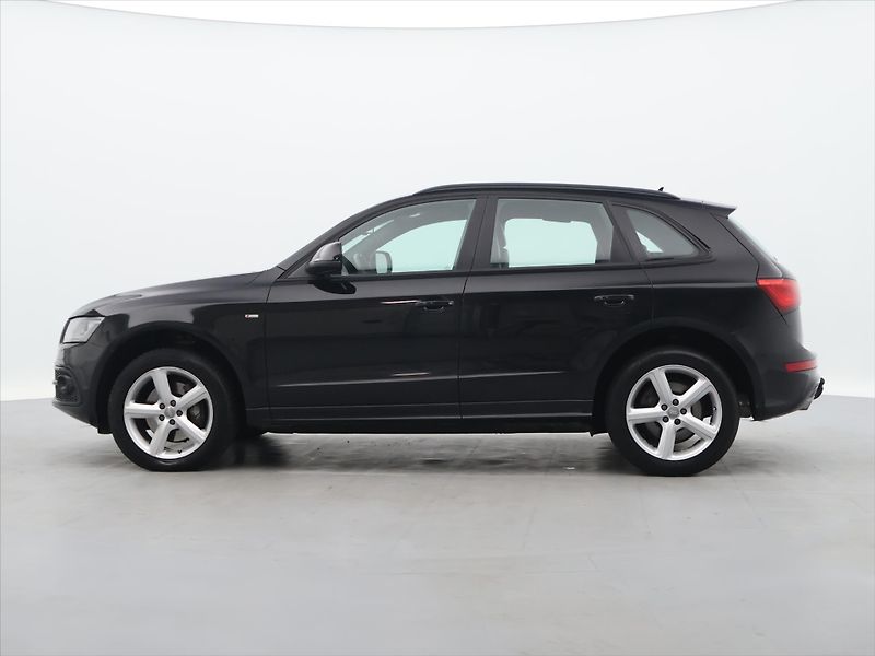 Audi Q5 3.0 TDI 180kW Quattro S-Tronic - fotka 4 z 38