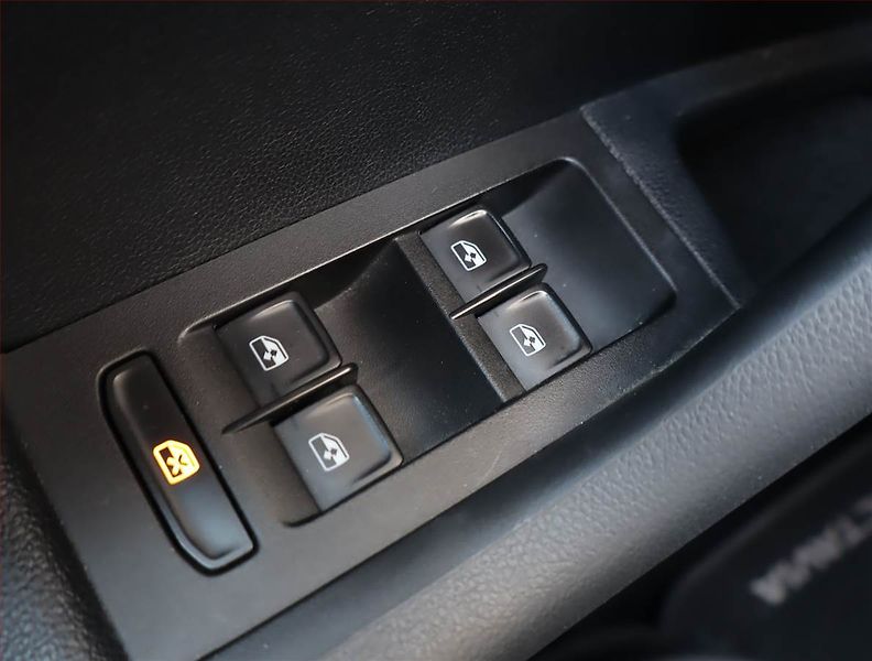 Škoda Octavia (2019) RS 2.0 TSI - fotka 24 z 27