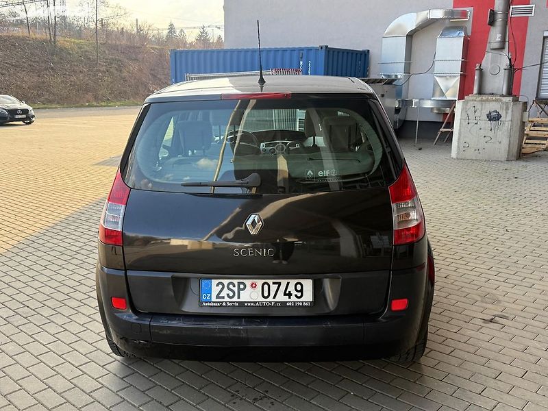 Renault Scénic (2006) 1.6i, 82kw L+Z kola - fotka 4 z 20