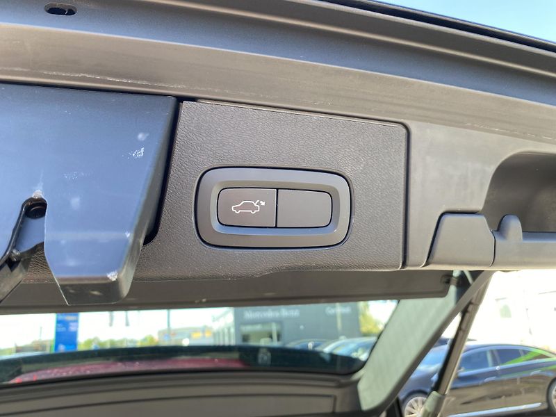 Volvo XC60 - fotka 18 z 27