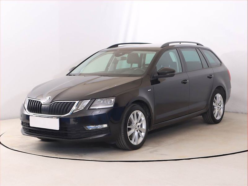 Škoda Octavia (2017) 1.8 TSI, Automat, Serv.kniha - fotka 2 z 20