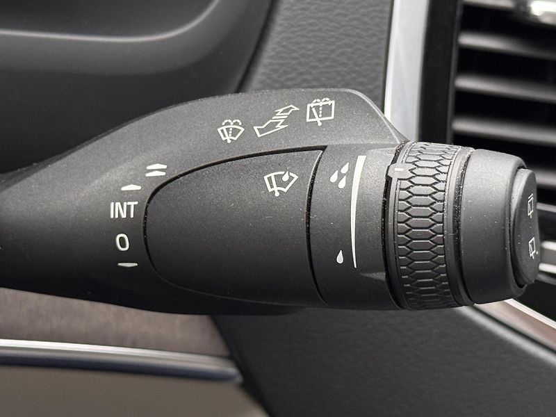 Volvo XC90 B5 AWD ULTIMATE AUT  - fotka 33 z 52