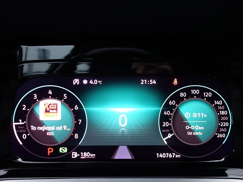 Volkswagen Golf (2021) 1.0eTSI 81kW DSG -VÝBAVA-LED - fotka 16 z 40