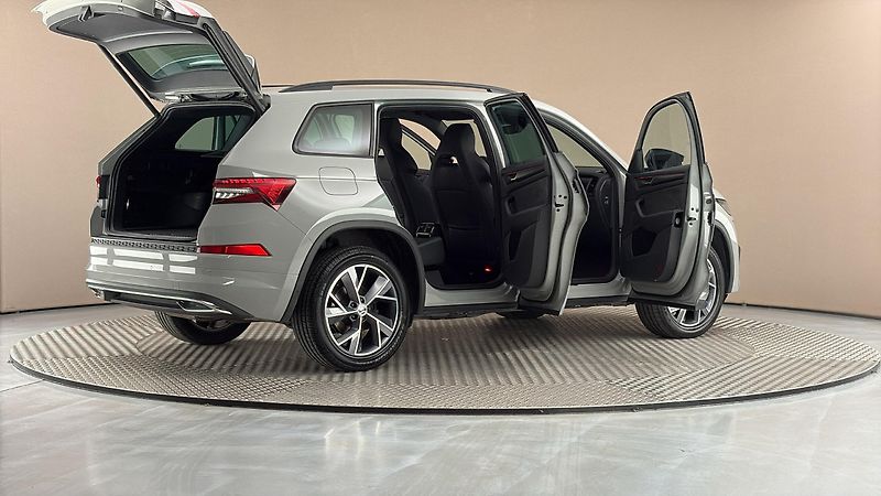 Škoda Kodiaq 2.0 TDI DSG 4x4 Sportline - fotka 6 z 30