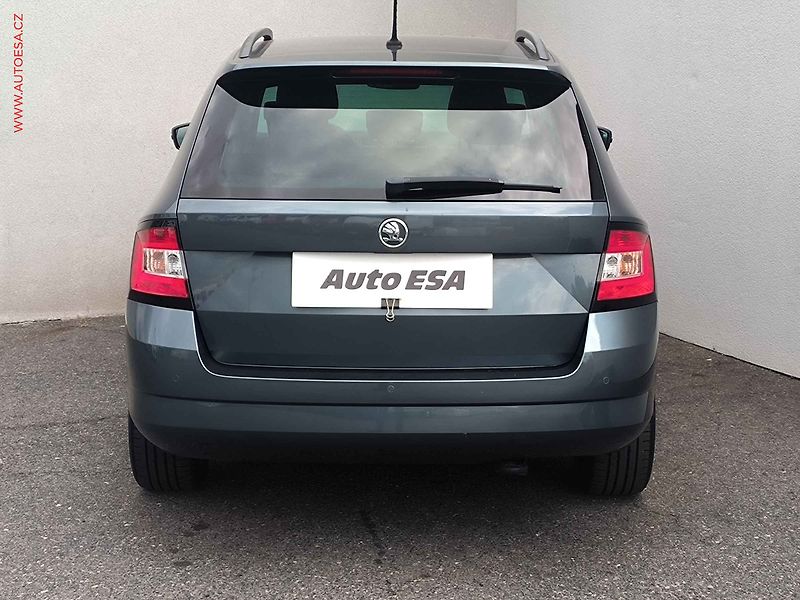 Škoda Fabia (2016) 1.2TSi, 1.maj,ČR, AC, výhřev - fotka 5 z 19