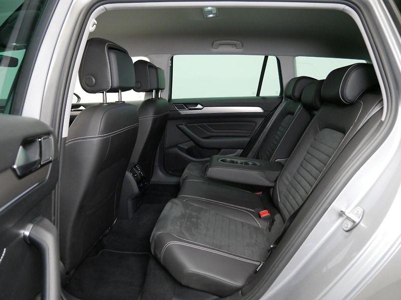 Volkswagen Passat - fotka 7 z 25