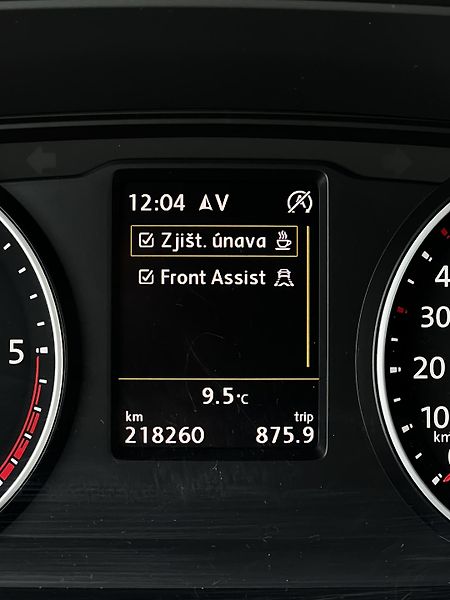 Volkswagen Multivan 2.0TDI 150kW DSG 4x4 Long TZ - fotka 16 z 23