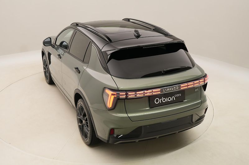 Lynk & Co 01 MORE PHEV AUT CZ 1.maj - fotka 16 z 95