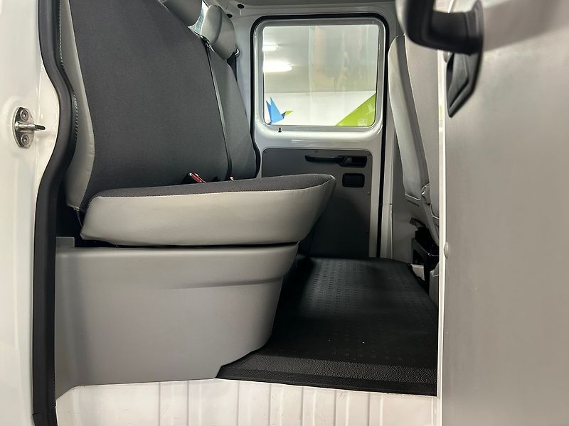 Volkswagen Transporter (2014) T5 Doka MAN 2014 | Záruka - fotka 22 z 48