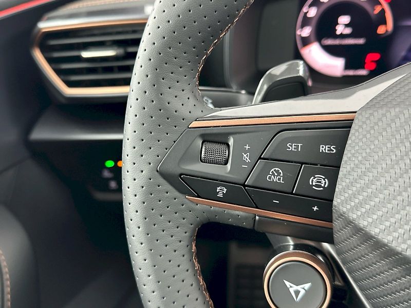 Cupra Leon (2026) ST 2.0 TSI 150kW 4x4 DSG - fotka 10 z 30