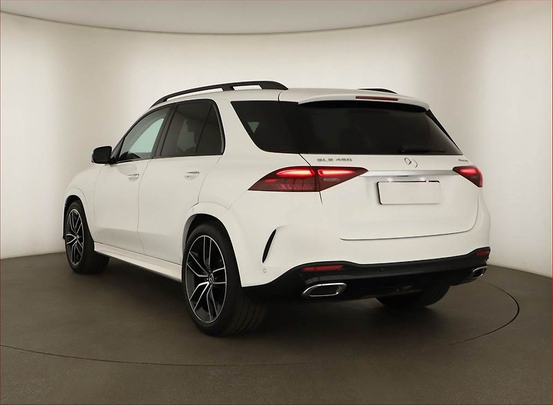 Mercedes-Benz GLE (2025) 450, AMG, Navigace - fotka 4 z 21
