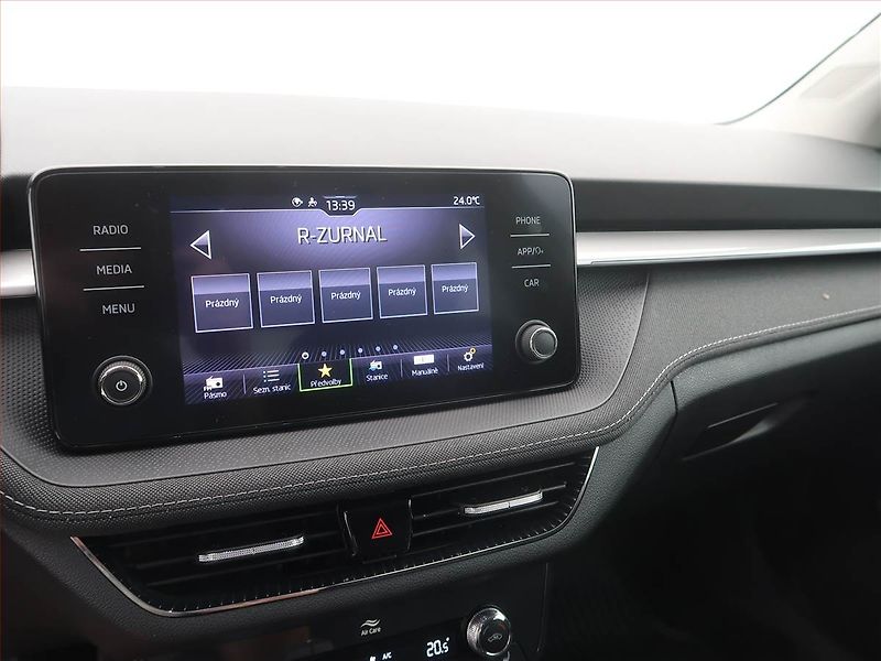 Škoda Fabia (2022) Style 1.0 TSI, Serv.kniha - fotka 12 z 18