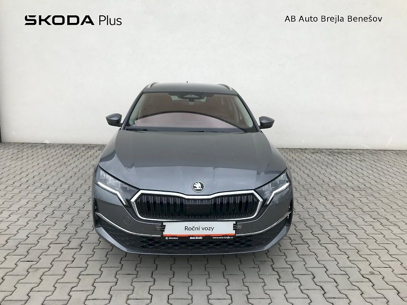 Škoda Octavia (2025) COMBI TOP SELECTION 1,5 TSI M- - fotka 4 z 28