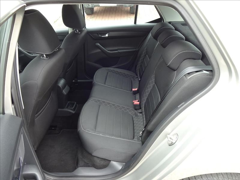 Škoda Fabia III 1.0TSI 70 kW STYLE - fotka 21 z 51