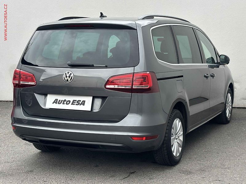 Volkswagen Sharan (2018) 1.4 TSi, Comfortline, navi - fotka 4 z 17