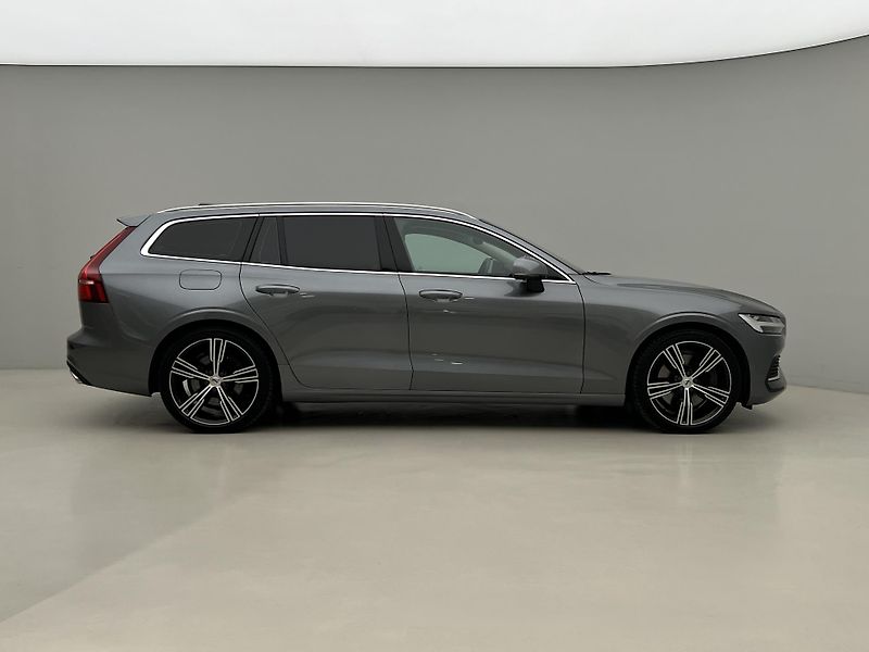 Volvo V60 T6 AWD RECHARGE INSCRIPTION - fotka 10 z 47