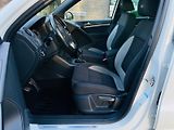 Volkswagen Tiguan 1.4TSI 4x4 MAN SERVISKA TAŽNÉ - náhled 31