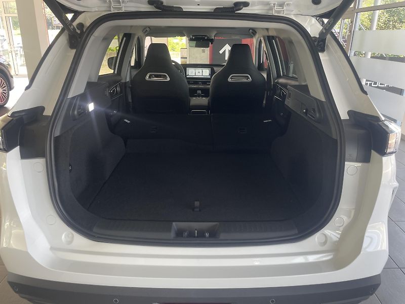 Chery Tiggo 7 (2026) 1,6T ICE Unique AWD - fotka 19 z 54