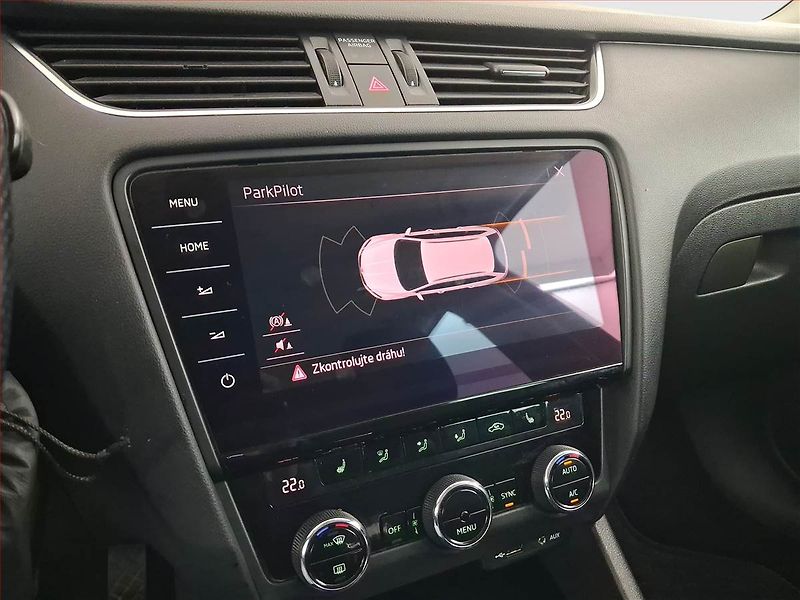 Škoda Octavia (2017) 2.0 TDI, Automat, Tempomat - fotka 21 z 23