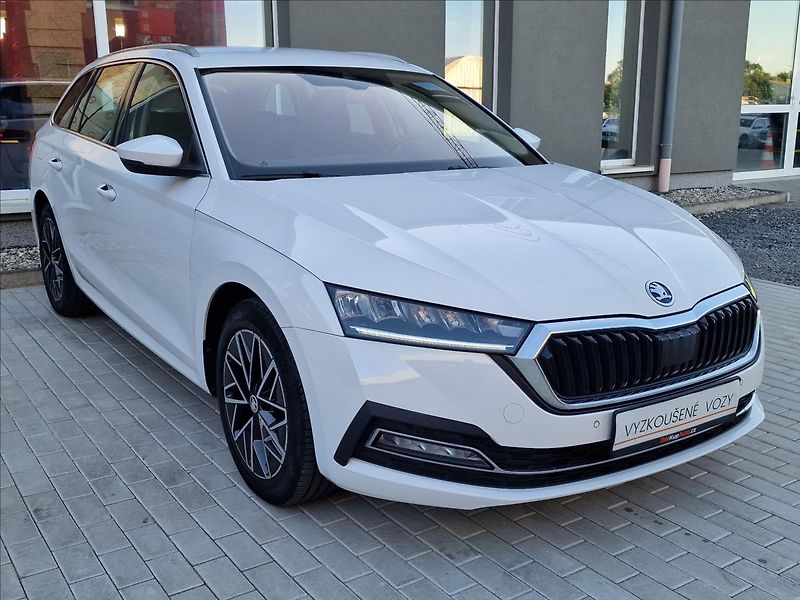 Škoda Octavia 2.0 TDI Style Combi,ČR,1.Maj. - fotka 3 z 49