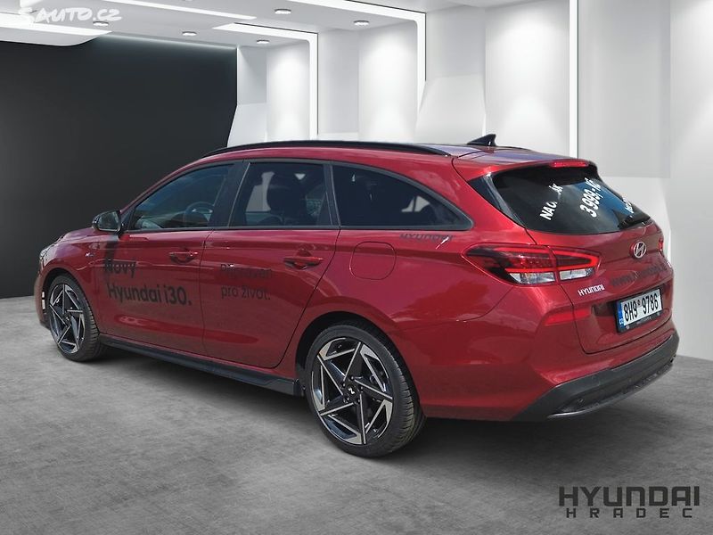 Hyundai i30 1,6 T-GDI DCT N LINE - fotka 3 z 12