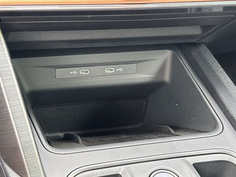Cupra Formentor (2024) 1.5 TSI DSG - fotka 21 z 29