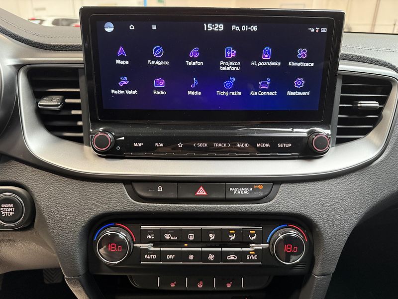 Kia Ceed 1.5 T-GDI 118kW Top SW - fotka 7 z 13