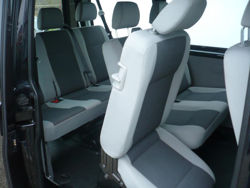 Volkswagen Transporter 2.0TDI 103Kw 8Míst - fotka 19 z 27