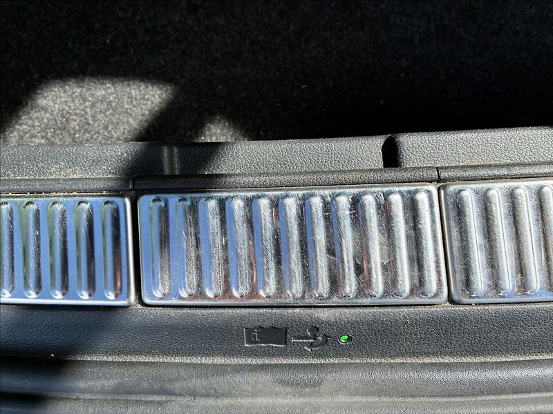 Škoda Superb 2,0 TAŽNÉ,WEBASTO,EL.KUFR - fotka 15 z 35