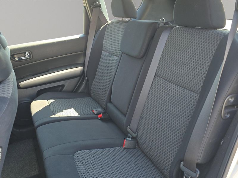 Nissan X-Trail (2010) 2.0 DCi 110kw 4x4 A/T, Tažné - fotka 21 z 23