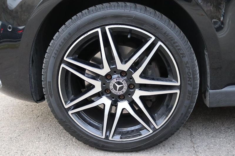 Mercedes-Benz Třídy V V 250D 4MATIC AMG PAKET 140kW - fotka 18 z 47