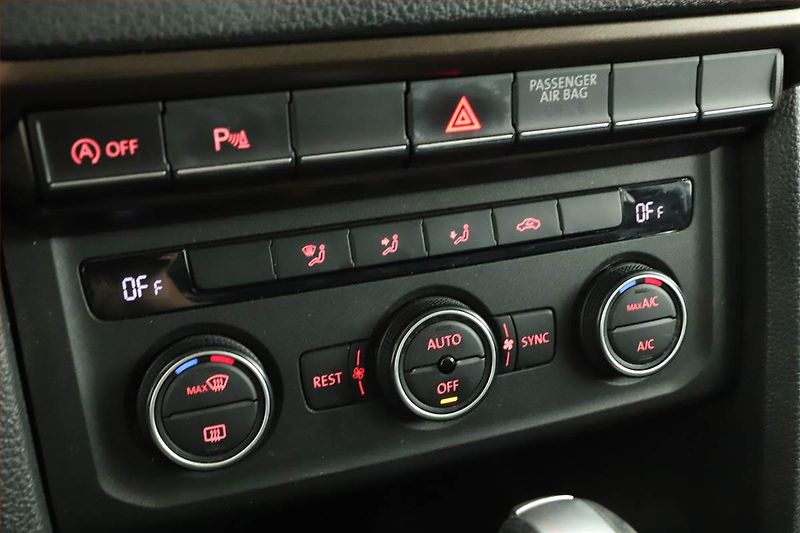 Volkswagen Amarok (2018) V6 3.0 TDI, 4X4, Automat - fotka 14 z 18