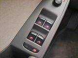 Audi A4 (2008) 2.0 TDI, Xenony, Tempomat - náhled 16