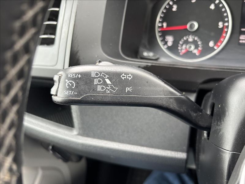 Volkswagen Transporter 2,0 TDi 110 kW - fotka 19 z 26