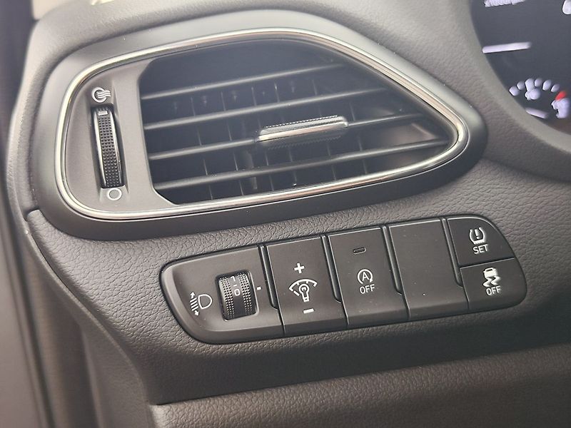 Hyundai i30 1.0 T-GDI/88kW Comfort - fotka 24 z 27