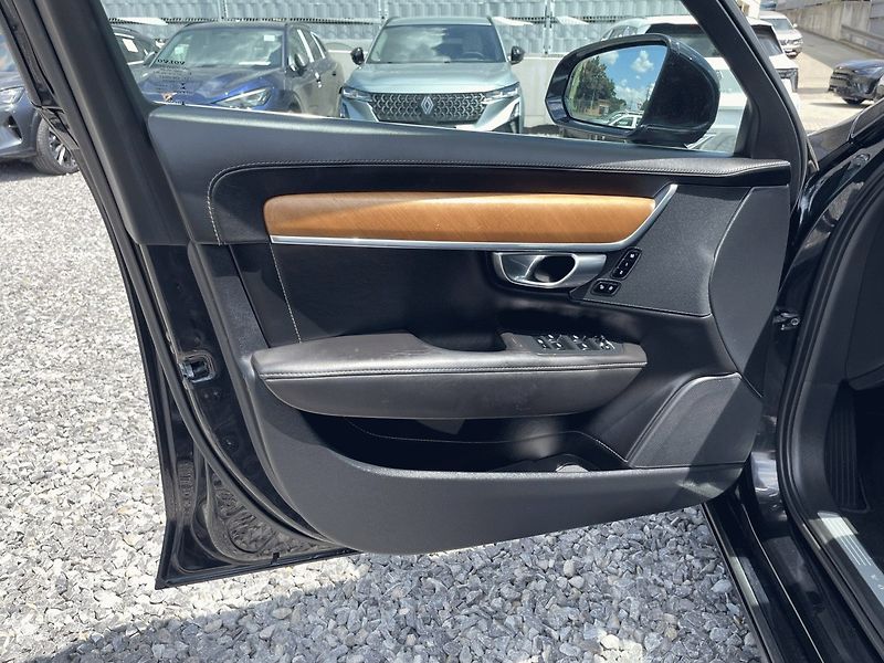 Volvo V90 (2016) 2.0 T5,187kW,Inscription,DPH,K - fotka 35 z 51